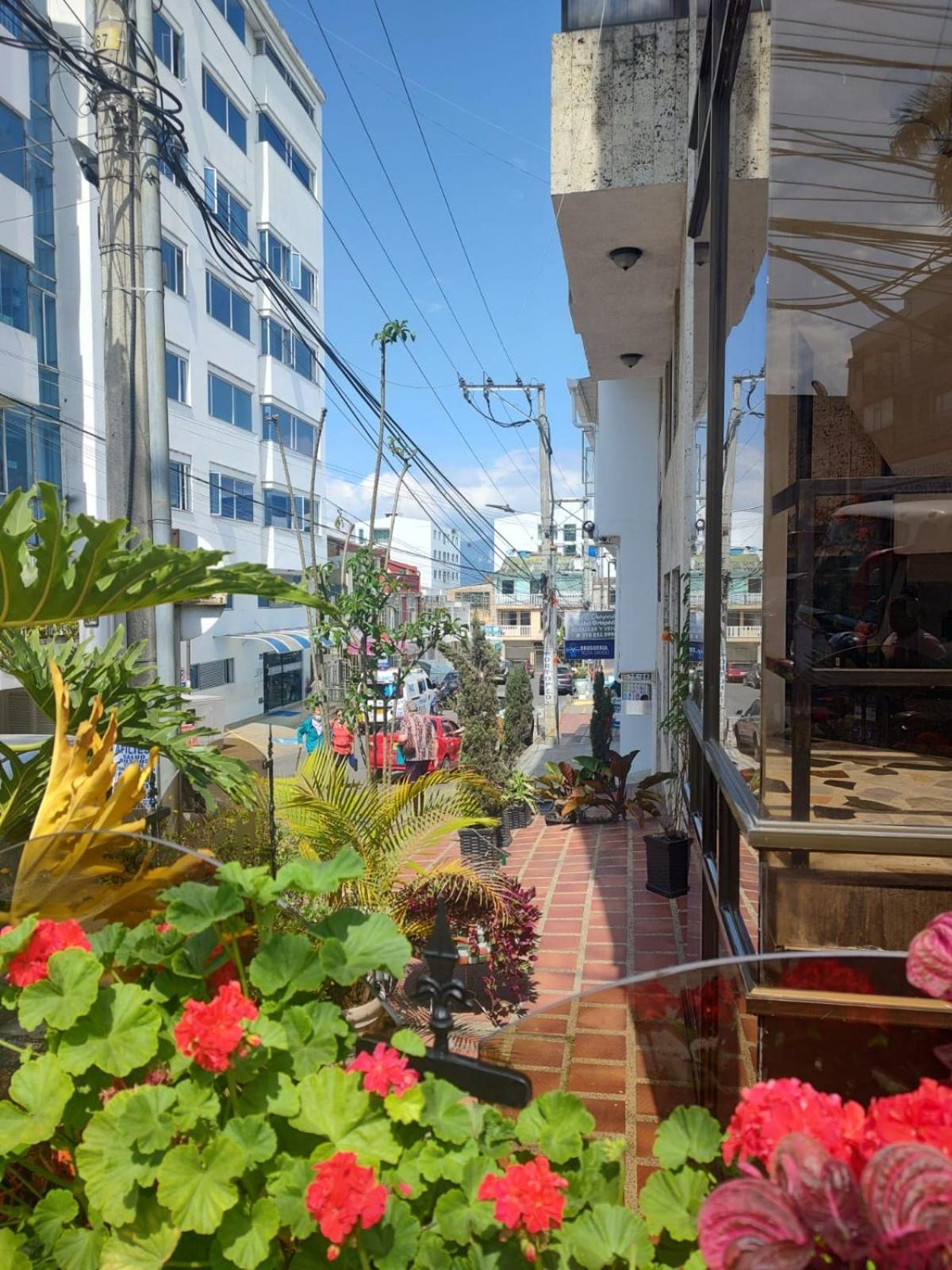 Hotel Costa Del Sol Fusagasuga Bagian luar foto