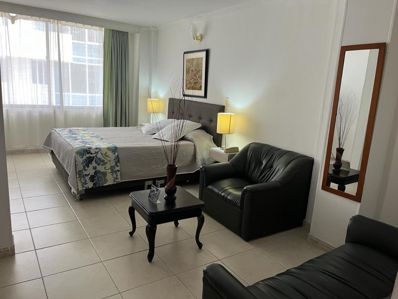 Hotel Costa Del Sol Fusagasuga Bagian luar foto