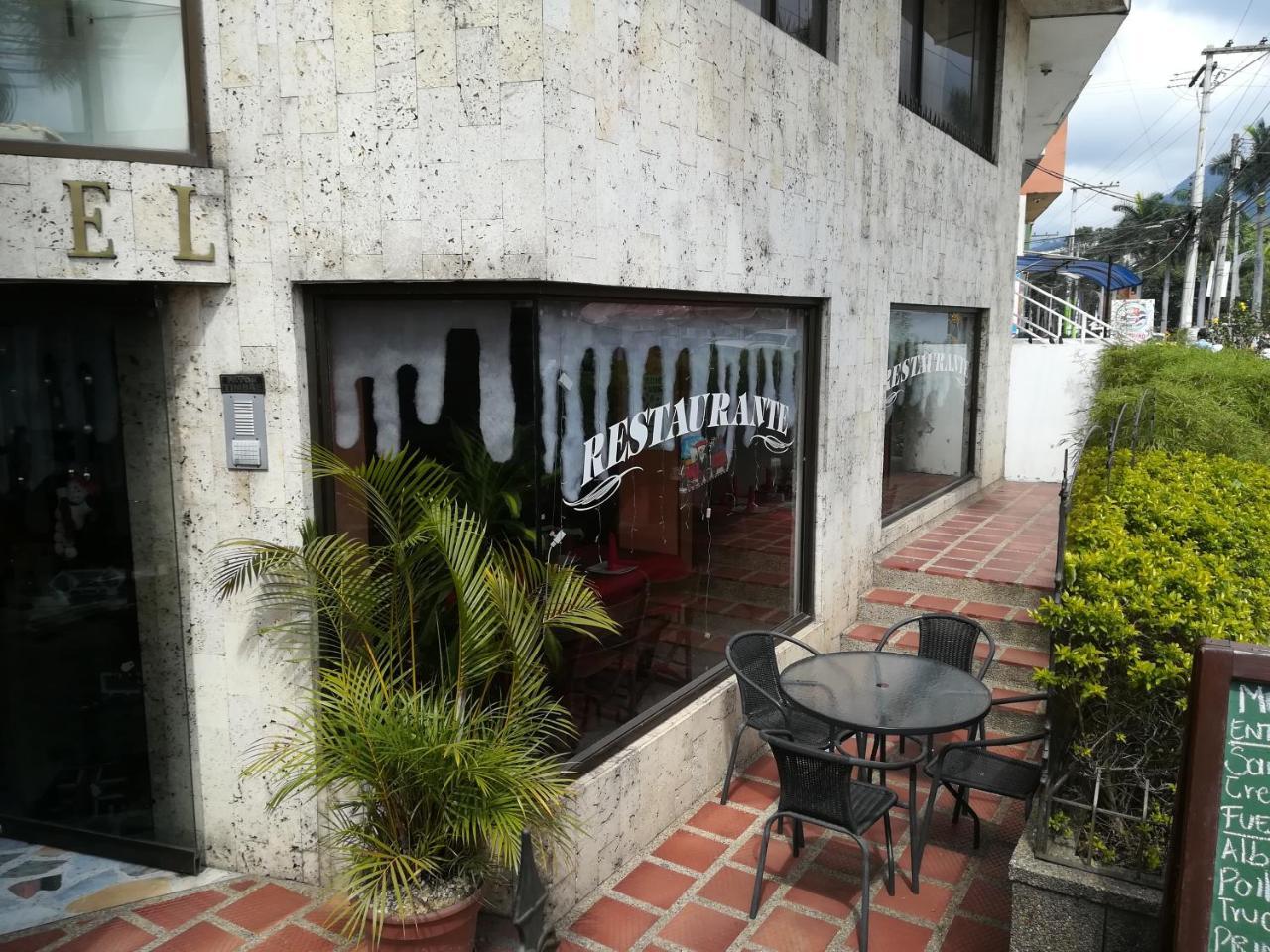 Hotel Costa Del Sol Fusagasuga Bagian luar foto